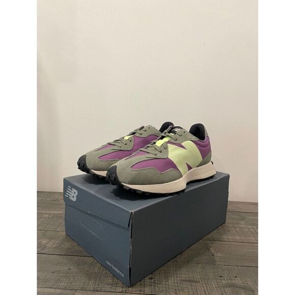 New Balance 327 Men Sz 10.5-12 Casual Retro Shoe Green White Sneaker Trainer NEW - Picture 11 of 13